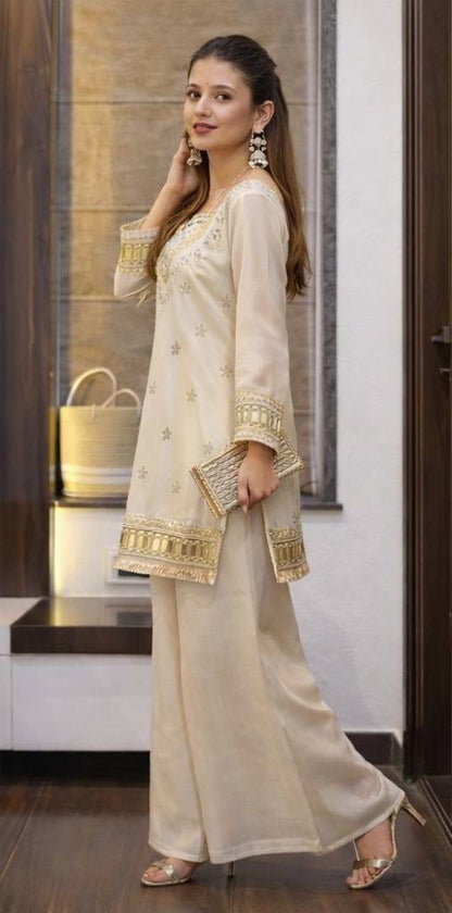 Aurevia Ivory Noor Mirror Work Kurta Set