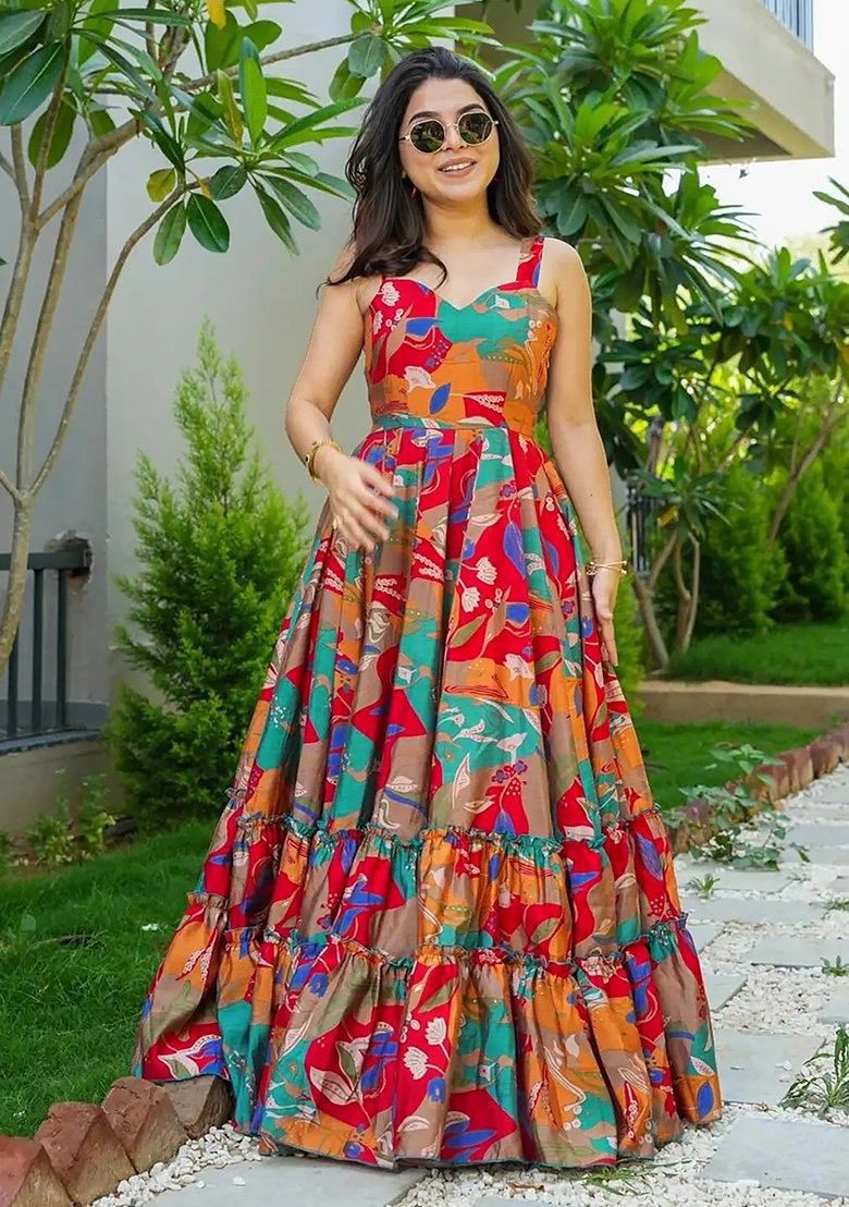 GOMTI-Red & Green Designer Gown